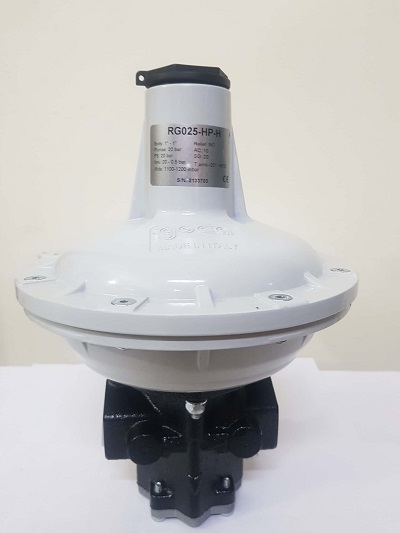 1100-1200-RG025 LPG Pressure Regulator 1st Stage 1 inch (16-29 PSIG Outlet Pressure) - Image 1